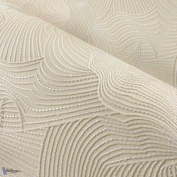 Techno Bee Embroidered-Moooi-behang-tapete-wallpaper-Selected-Wallpapers-Interiors