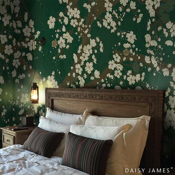 The Hana behang-Behang-Daisy James-Selected Wallpapers &amp; Interiors