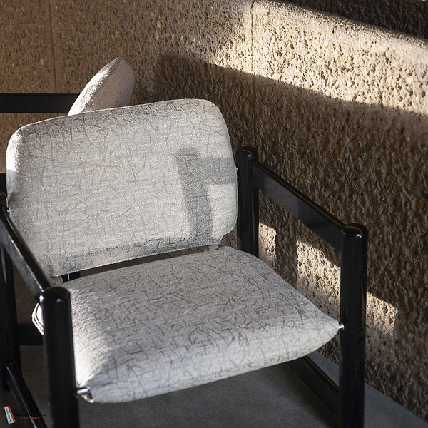 Tracing Thorns stof-Dedar-Selected Wallpapers-Interiors