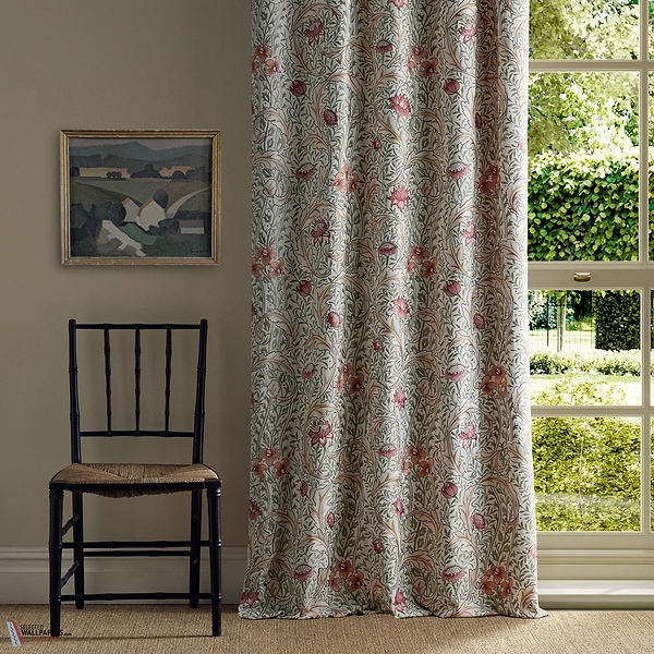 Wild Tulip & Vine Embroidery roomshot