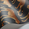 Leopard Walk wallpaper van Cole & Son