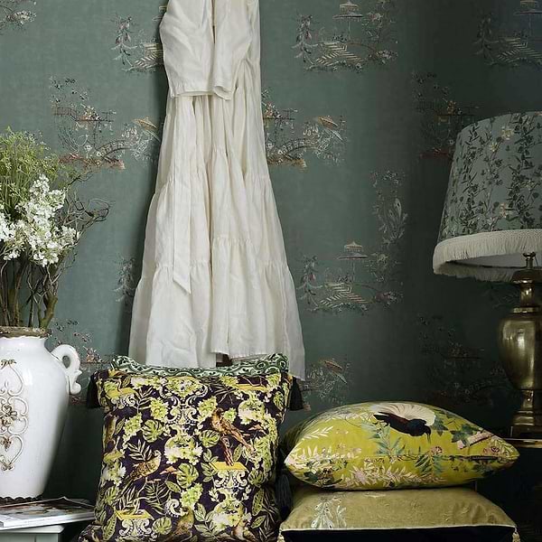 Chinoiserie-wallpaper-Mind the Gap-Selected Wallpapers