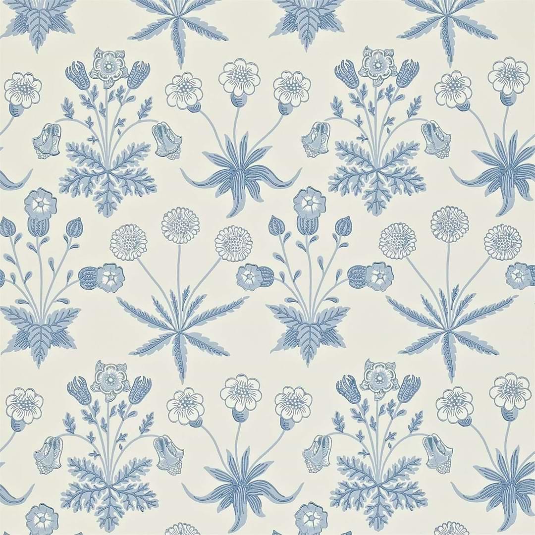 Daisy-behang-Tapete-Morris & Co-Blue/Ivory-Rol-212561-Selected Wallpapers