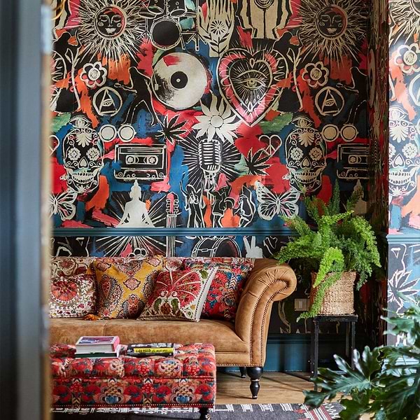 Festival Memories-Behang-Tapete-Mind the Gap-Selected Wallpapers