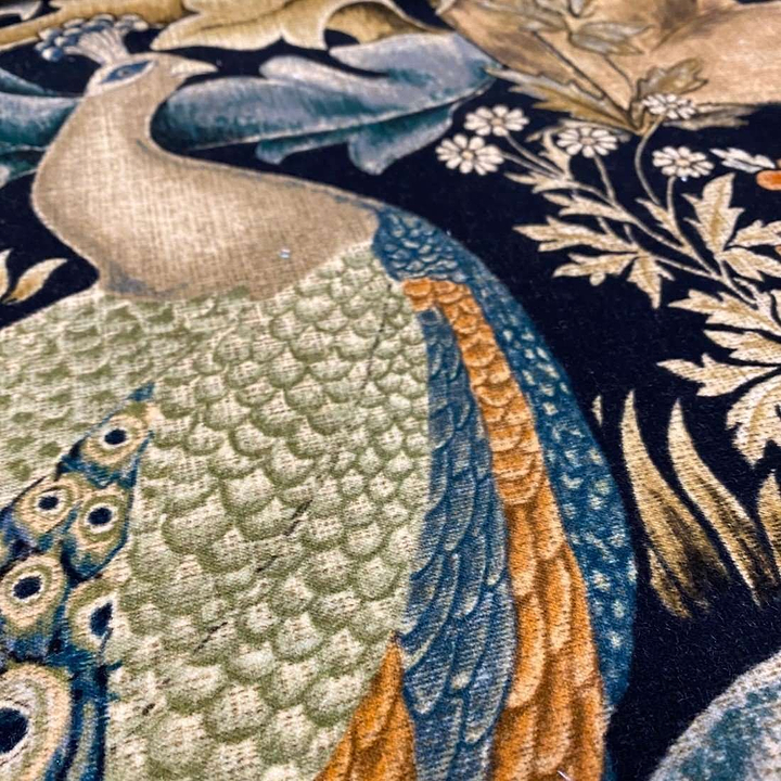 Forest Velvet stof-Fabric-Tapete-Morris & Co-Selected Wallpapers