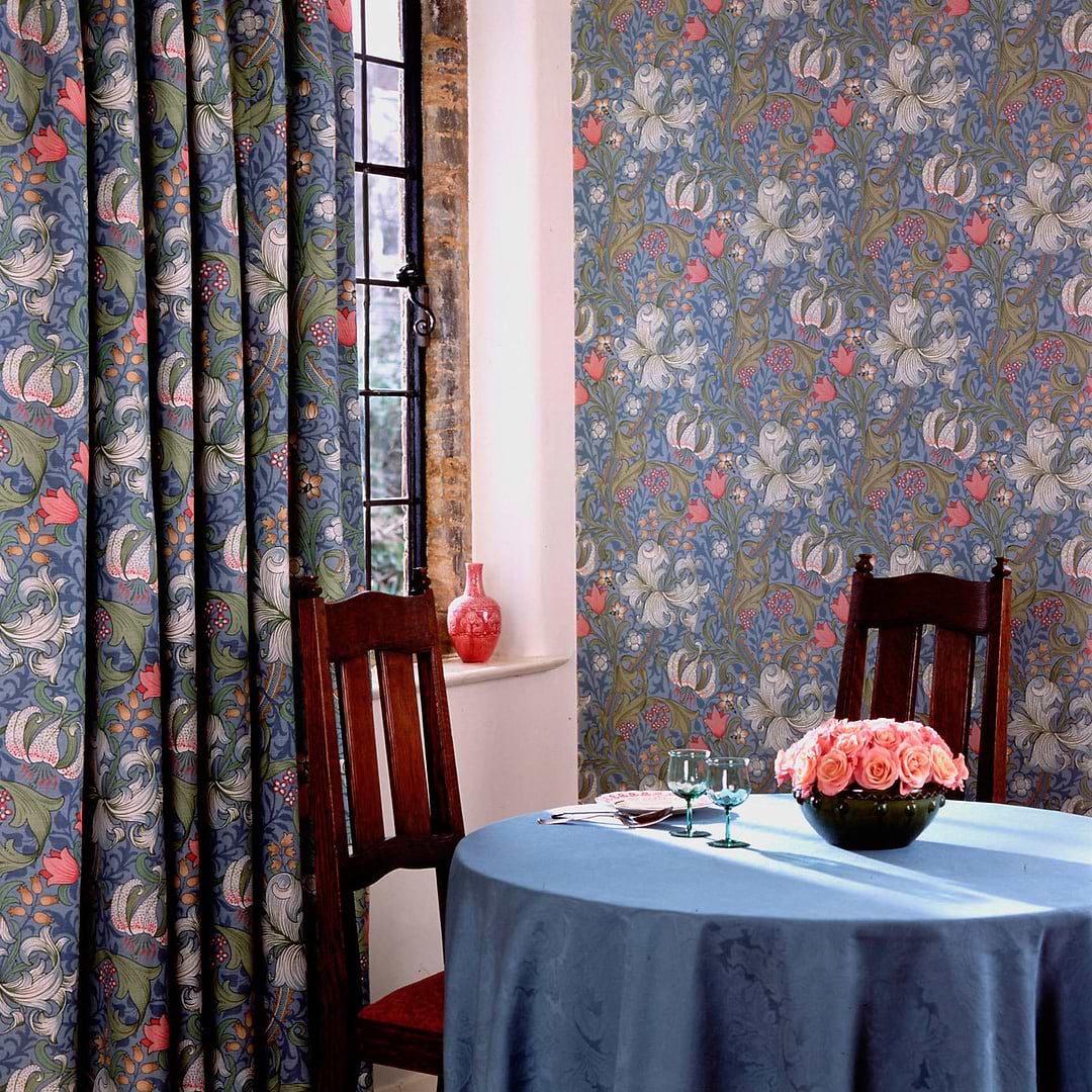 Golden Lily stof-Fabric-Tapete-Morris & Co-Selected Wallpapers