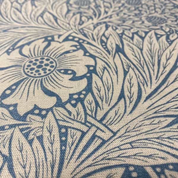 Marigold stof-Fabric-Tapete-Morris & Co-Selected Wallpapers