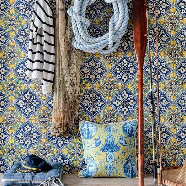 Sardegna Tiles-behang-Tapete-Mind the Gap-Selected Wallpapers