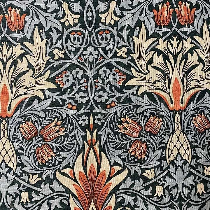 Snakeshead stof-Fabric-Tapete-Morris & Co-Thistle/Russet-Meter (M1)-226461-Selected Wallpapers