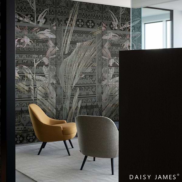 The Cartouche Grey behang-behang-Daisy James-Selected Wallpapers & Interiors