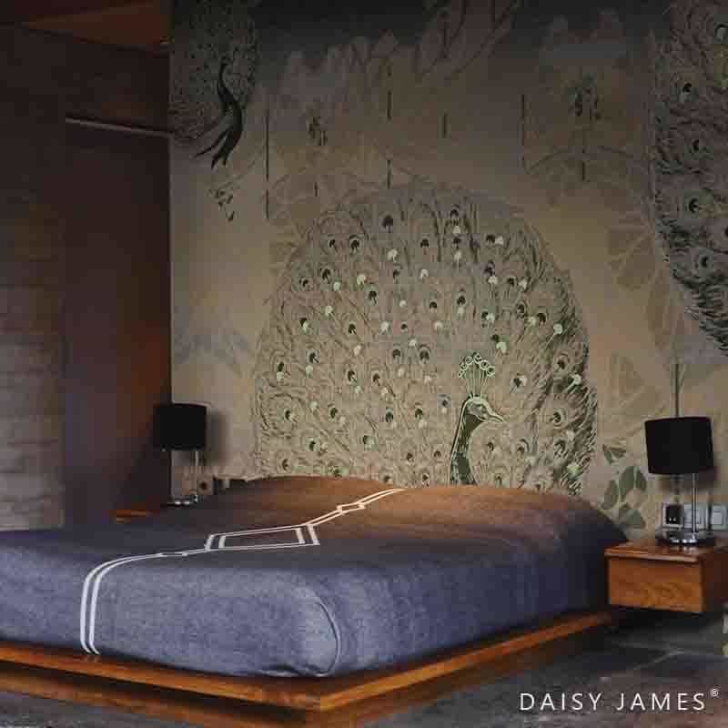 The Pavo behang-behang-Daisy James-Selected Wallpapers & Interiors