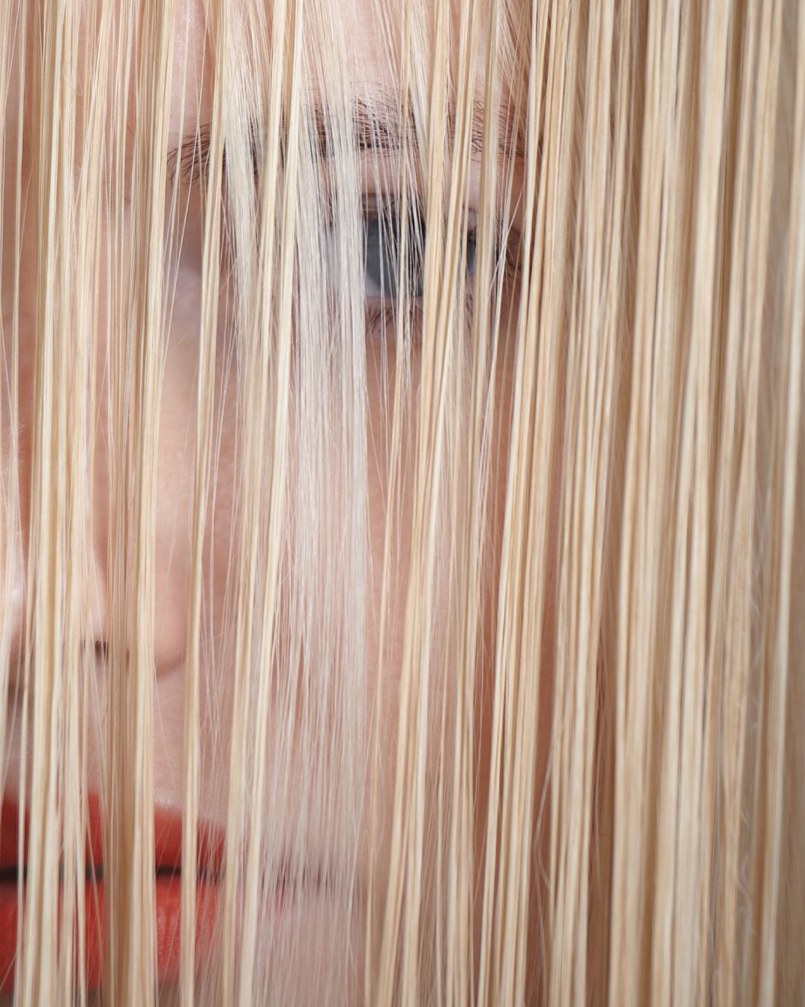 MÁDARA Organic Skincare natural hair growth booster A4070 product photo on plain background.