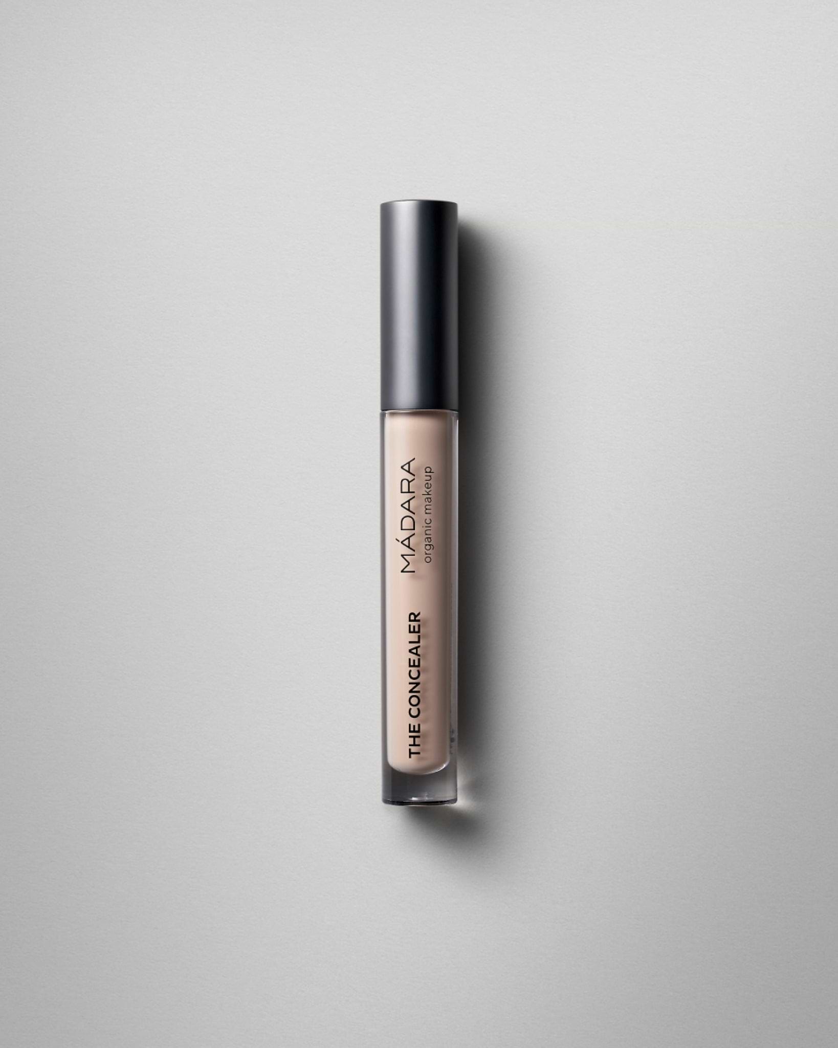 MÁDARA Organic Skincare concealer latte madara A6101 concealer product photo on plain background.