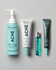 MÁDARA Organic Skincare collection for acne prone skin N0025 product photo on plain background.