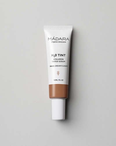 MÁDARA Organic Skincare hyaluron tinted serum dream flower A3515 serum product photo on plain background.