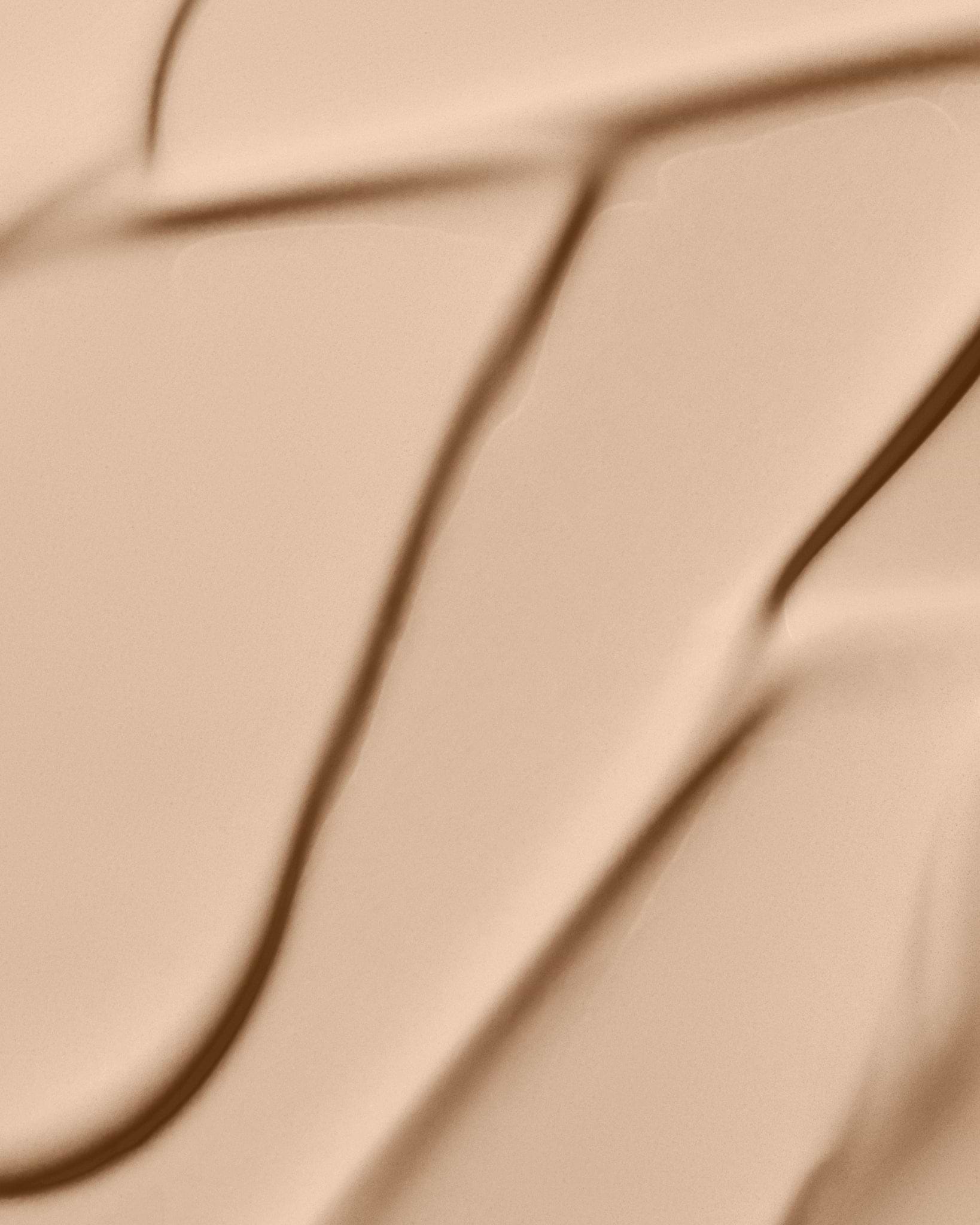 Texture close-up of MÁDARA Organic Skincare skinonym linen A6088 �swatch demonstrates consistency and finish.