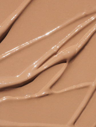 Close-up of Madara Luminous Perfecting Concealer texture in shade almond
