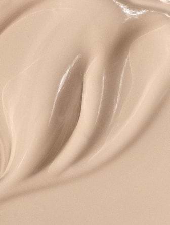 Madara Skin Equal Soft Glow foundation texture of shade porcelain