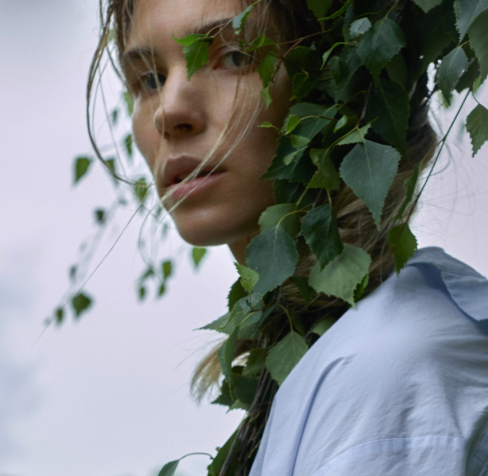 madara cosmetics retinol alternative model in birch branches image of faq block