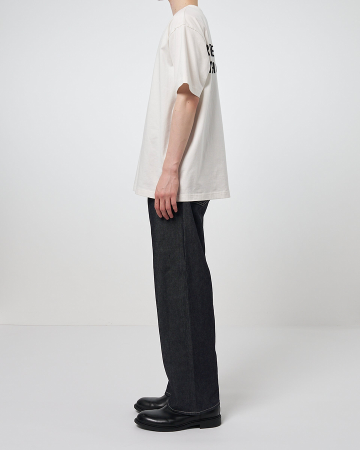 ロゴTシャツ