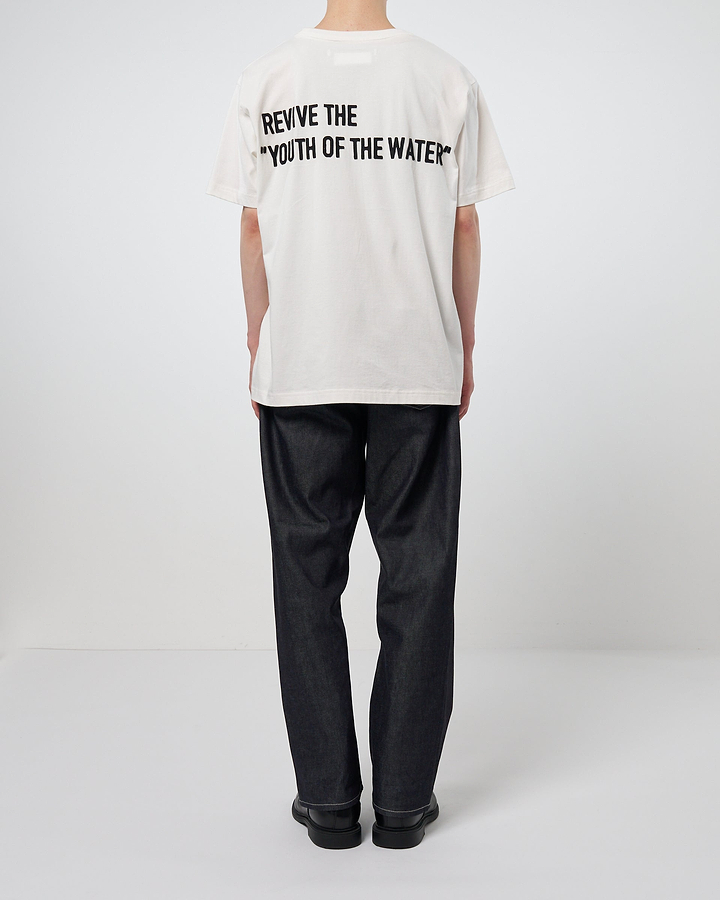 ロゴTシャツ