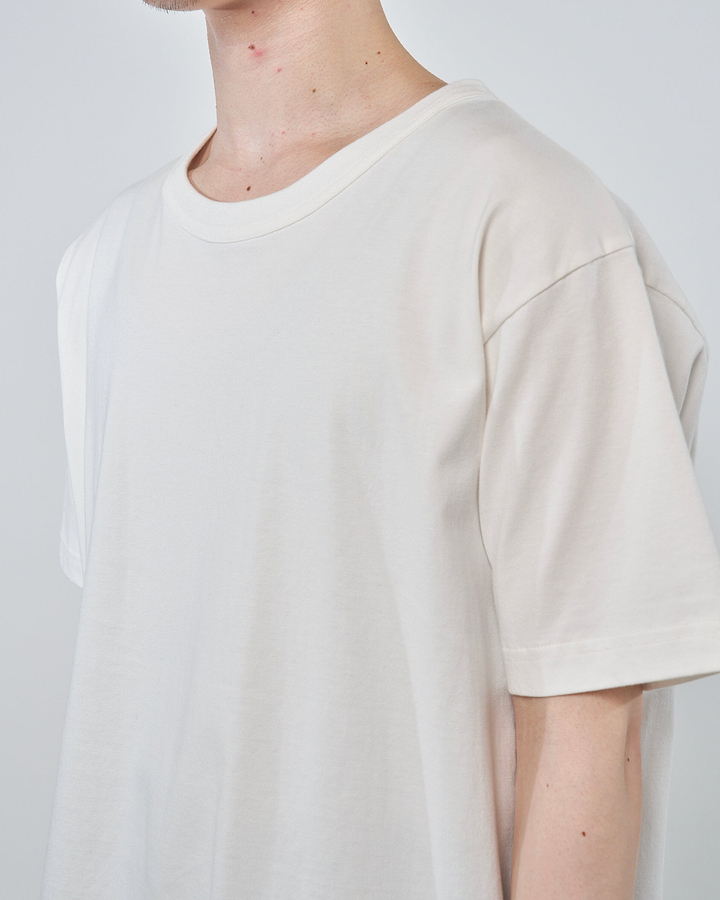 ロゴTシャツ