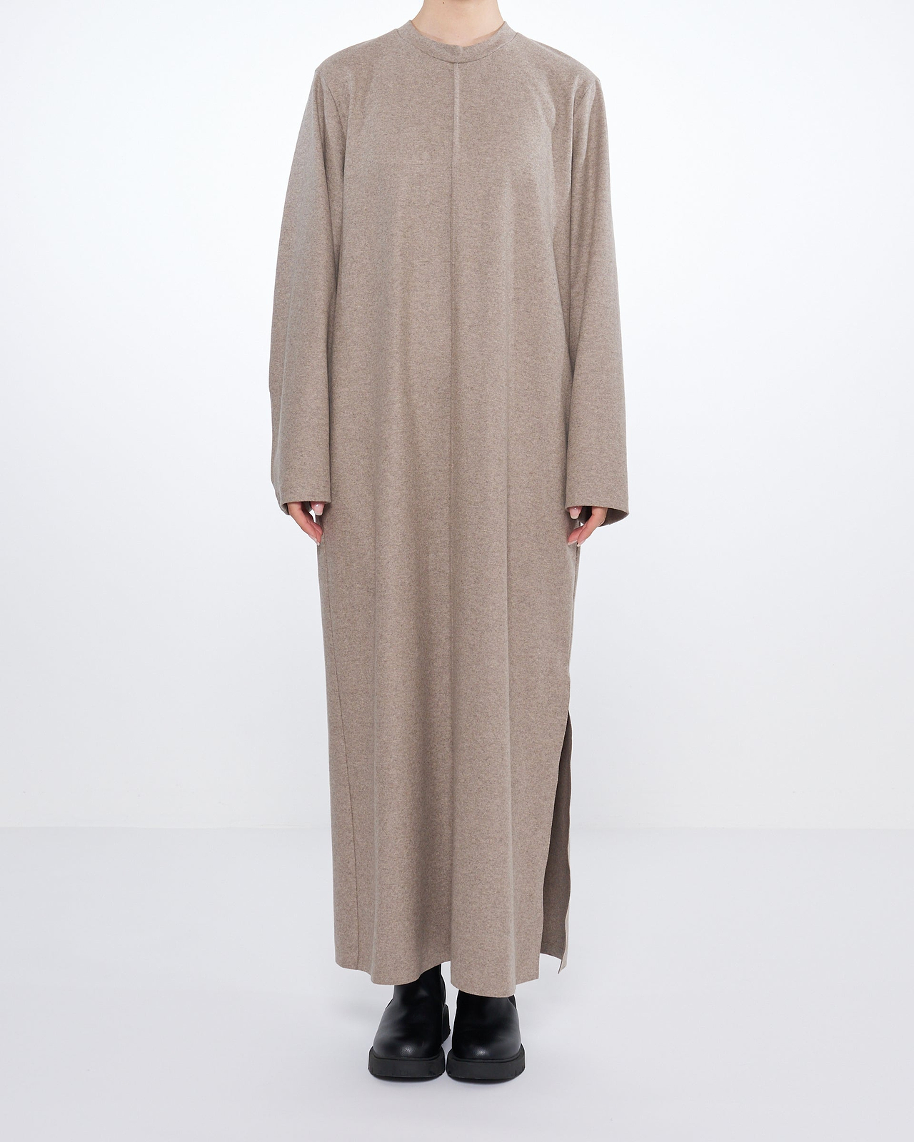 着用サイズ01 / 身長165cm