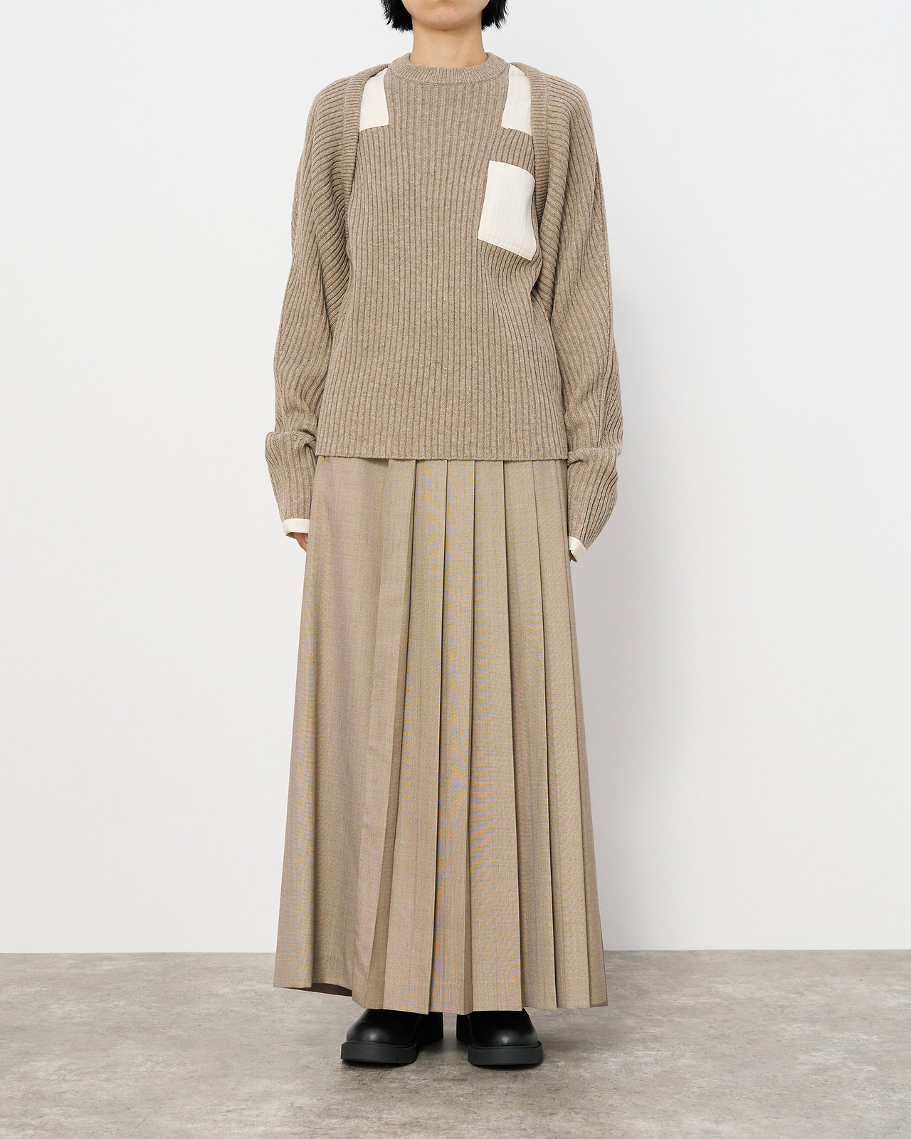着用サイズ：M（身長160cm）