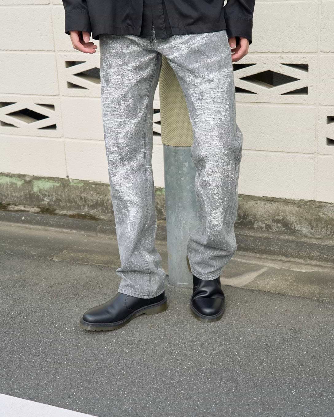 ストレートデニムパンツ