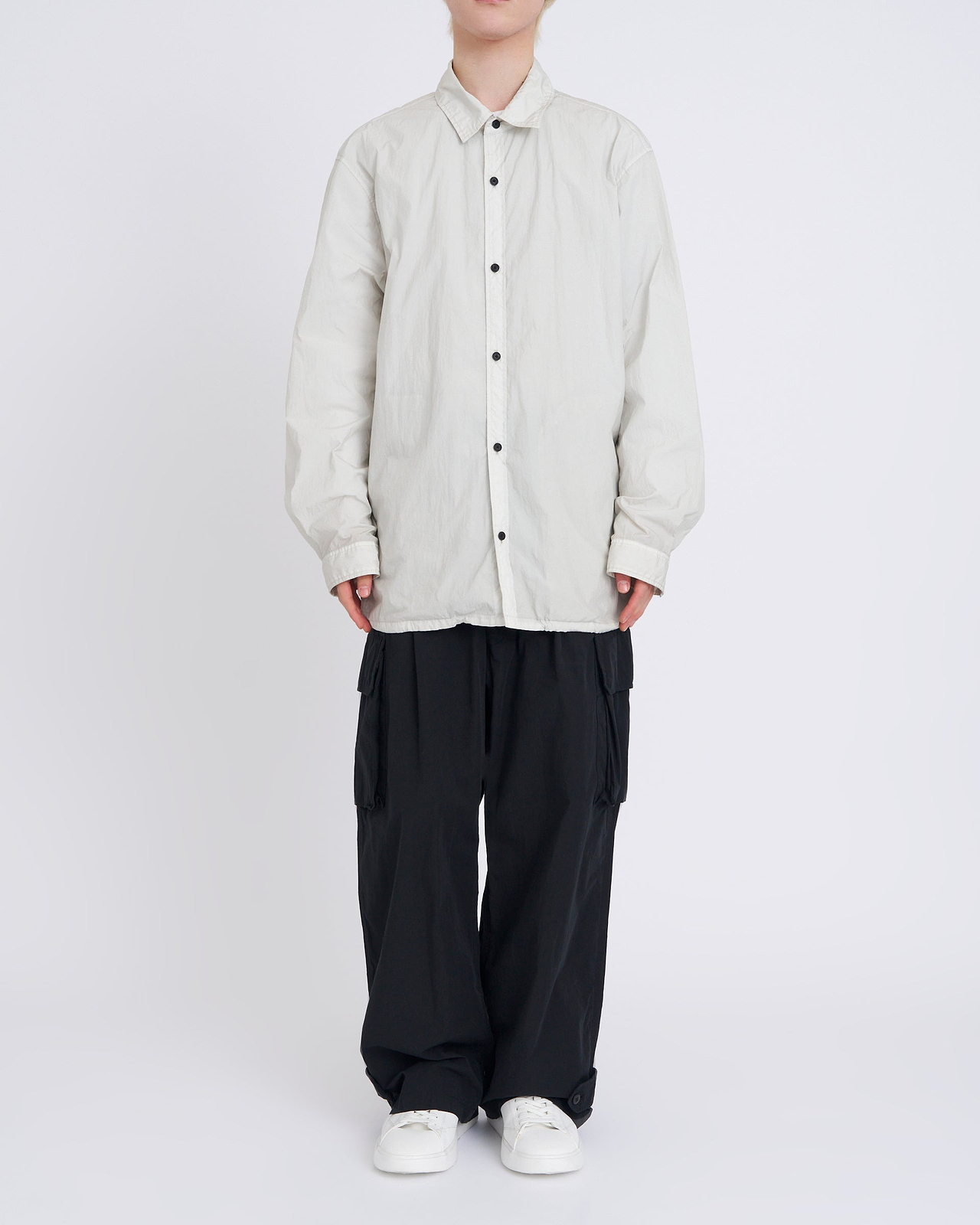 着用サイズ4／身長176cm
