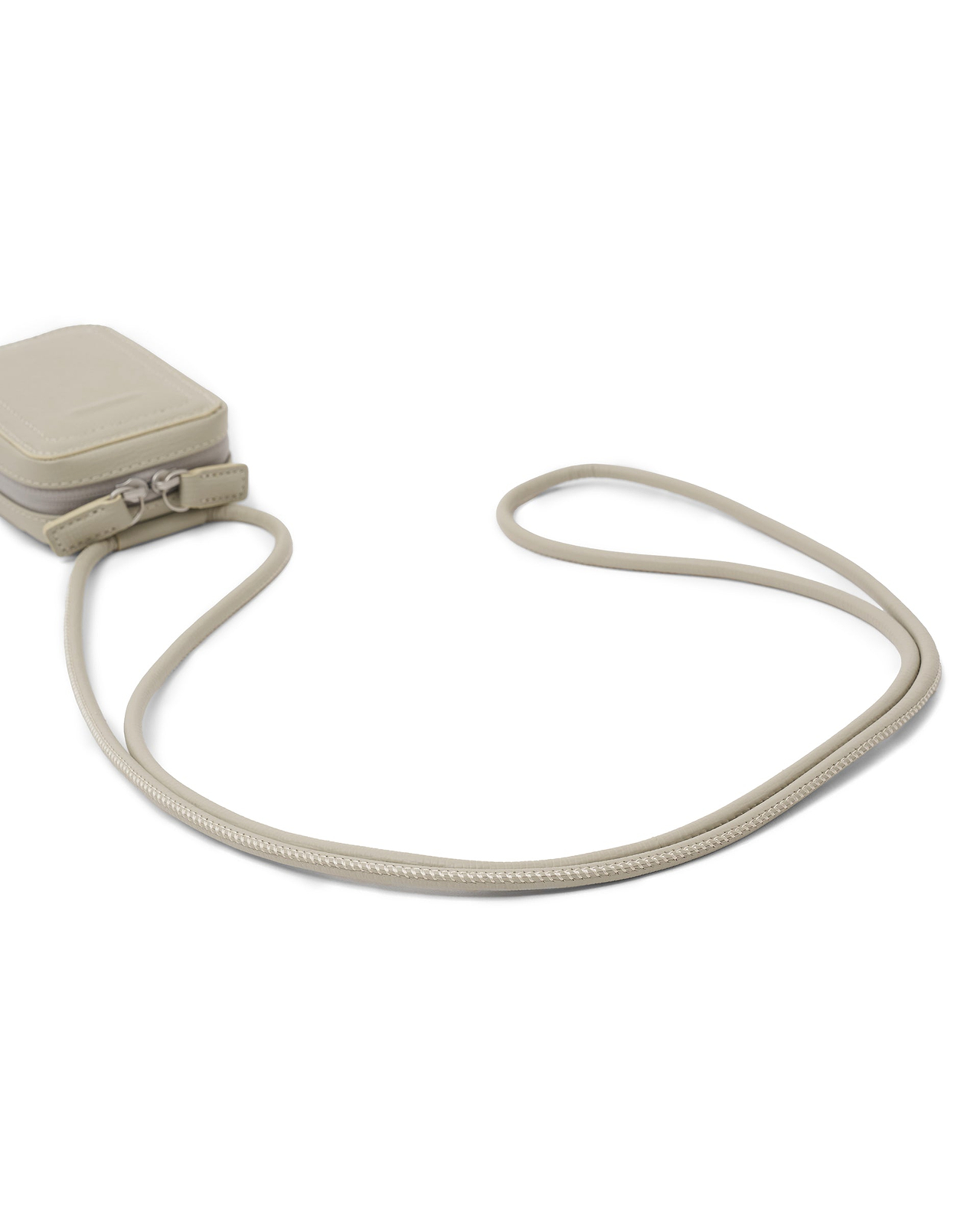 レザーストラップ付iPhoneアクセサリー マイクロバッグ