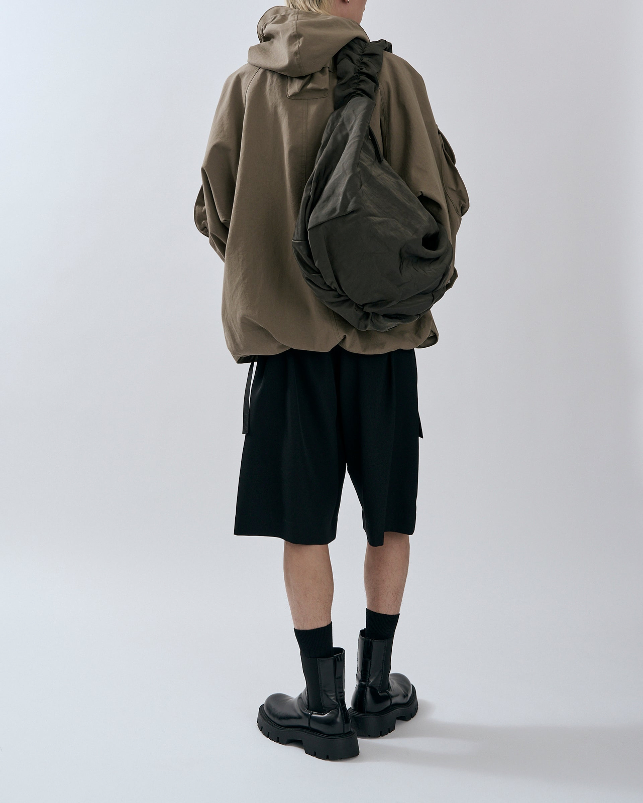 着用サイズFREE／身長175cm（スナップスタッフ）