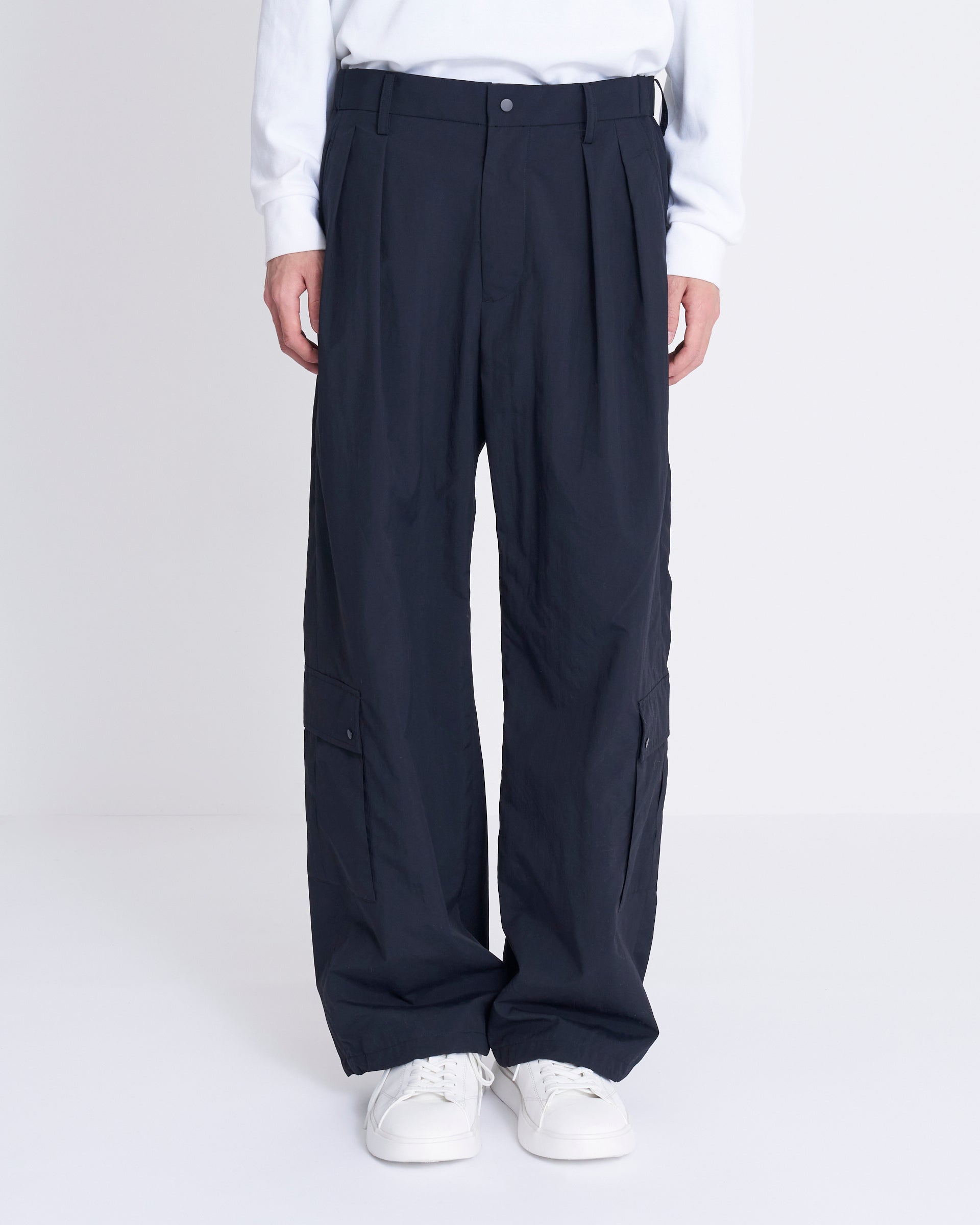 イレニサのボリューム パンツ | HUES 福岡セレクトショップ