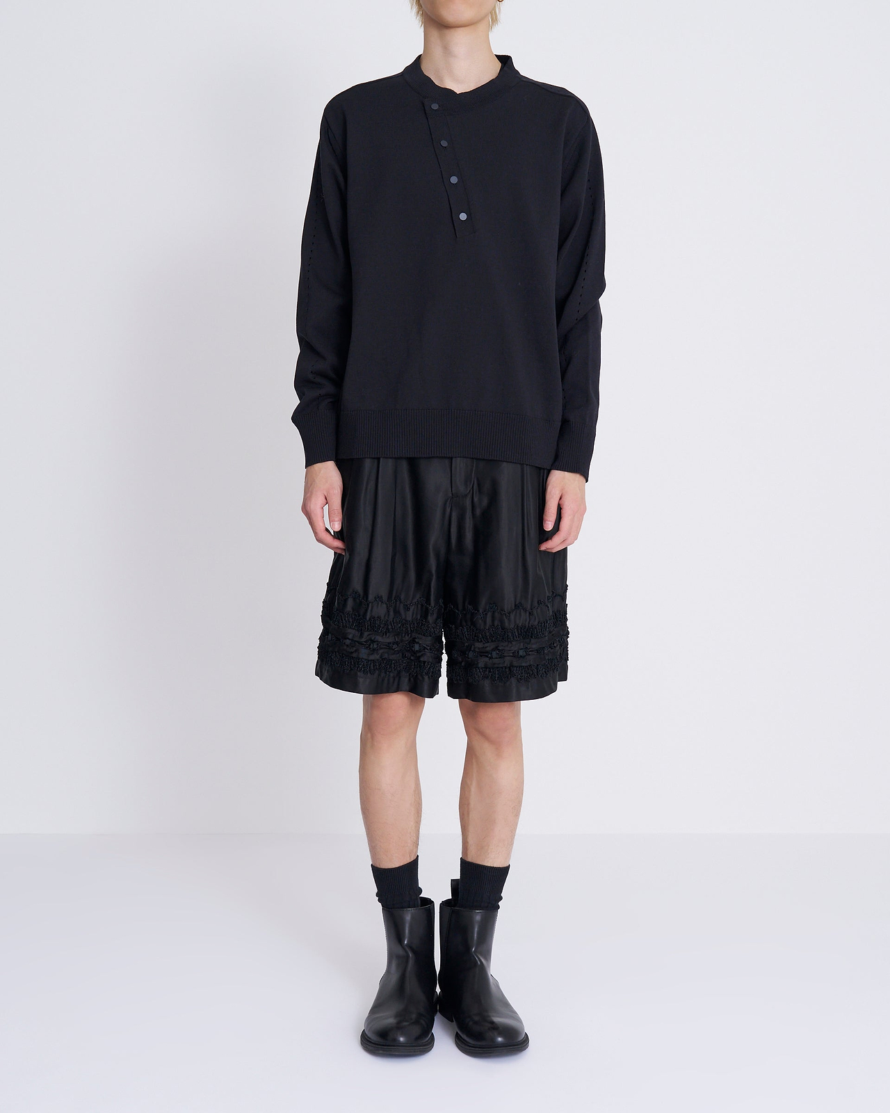 着用サイズ2／身長175cm　