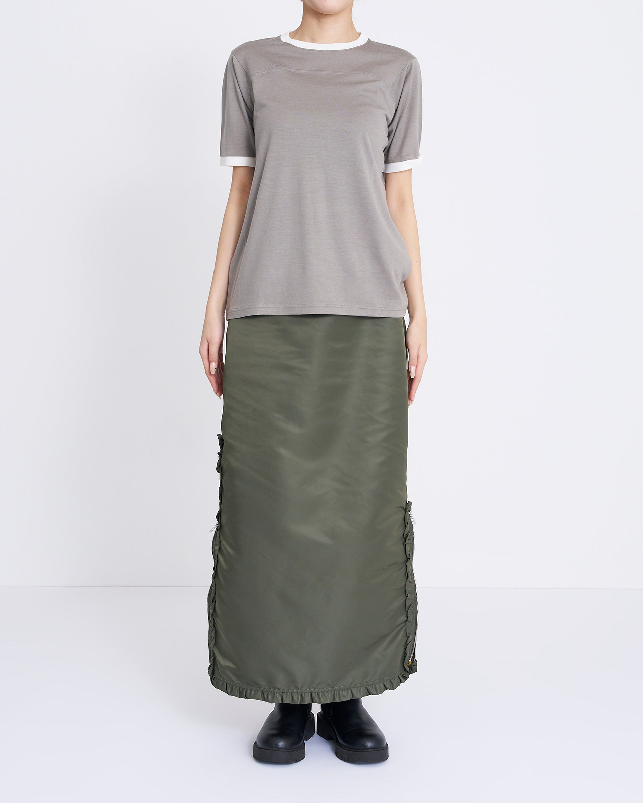 着用サイズ2／身長165cm