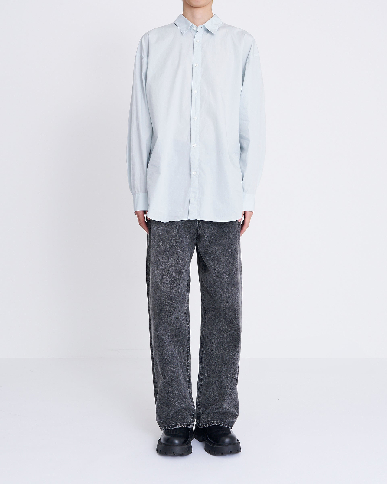 着用サイズ4／身長175cm