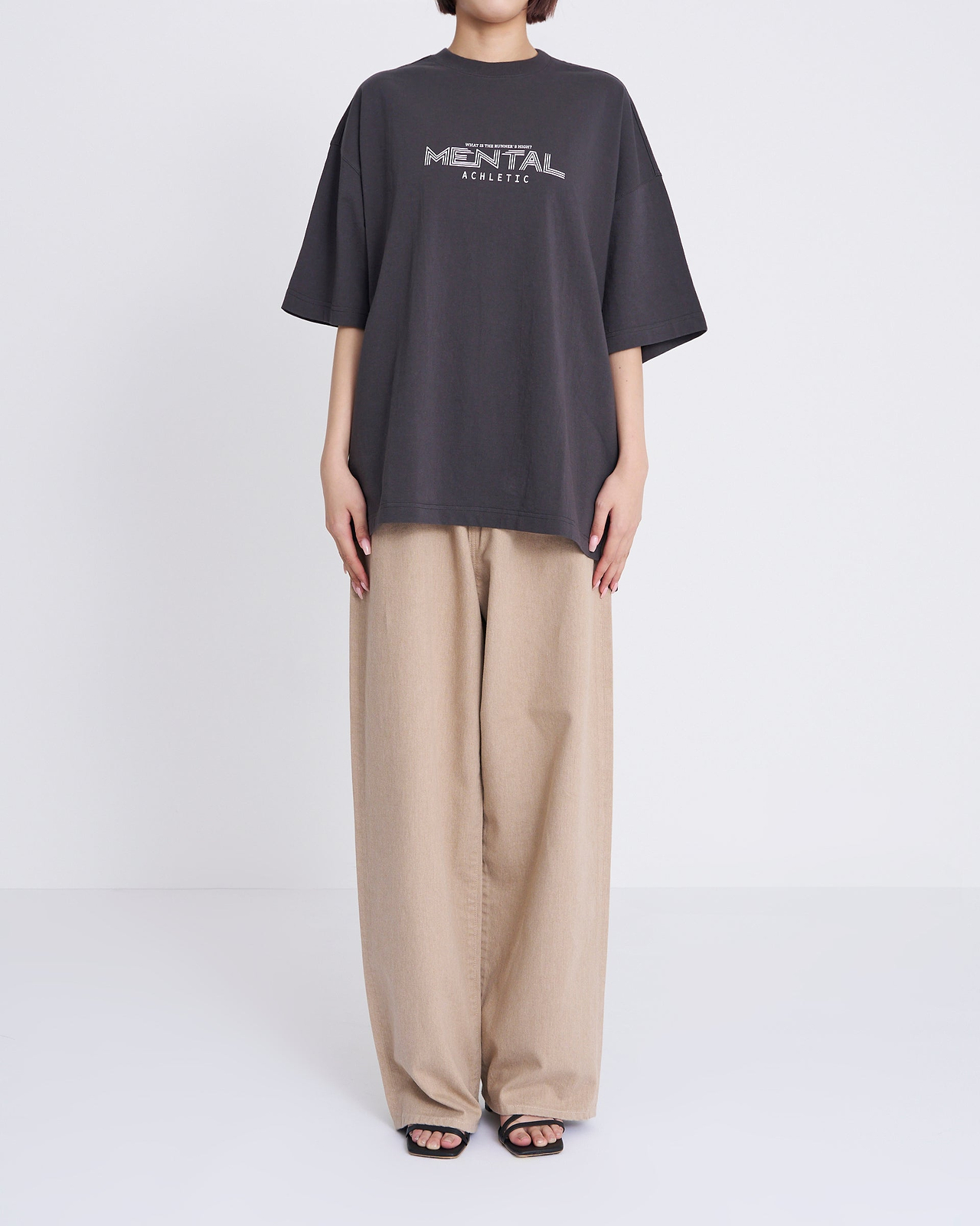 着用サイズM／身長167cm