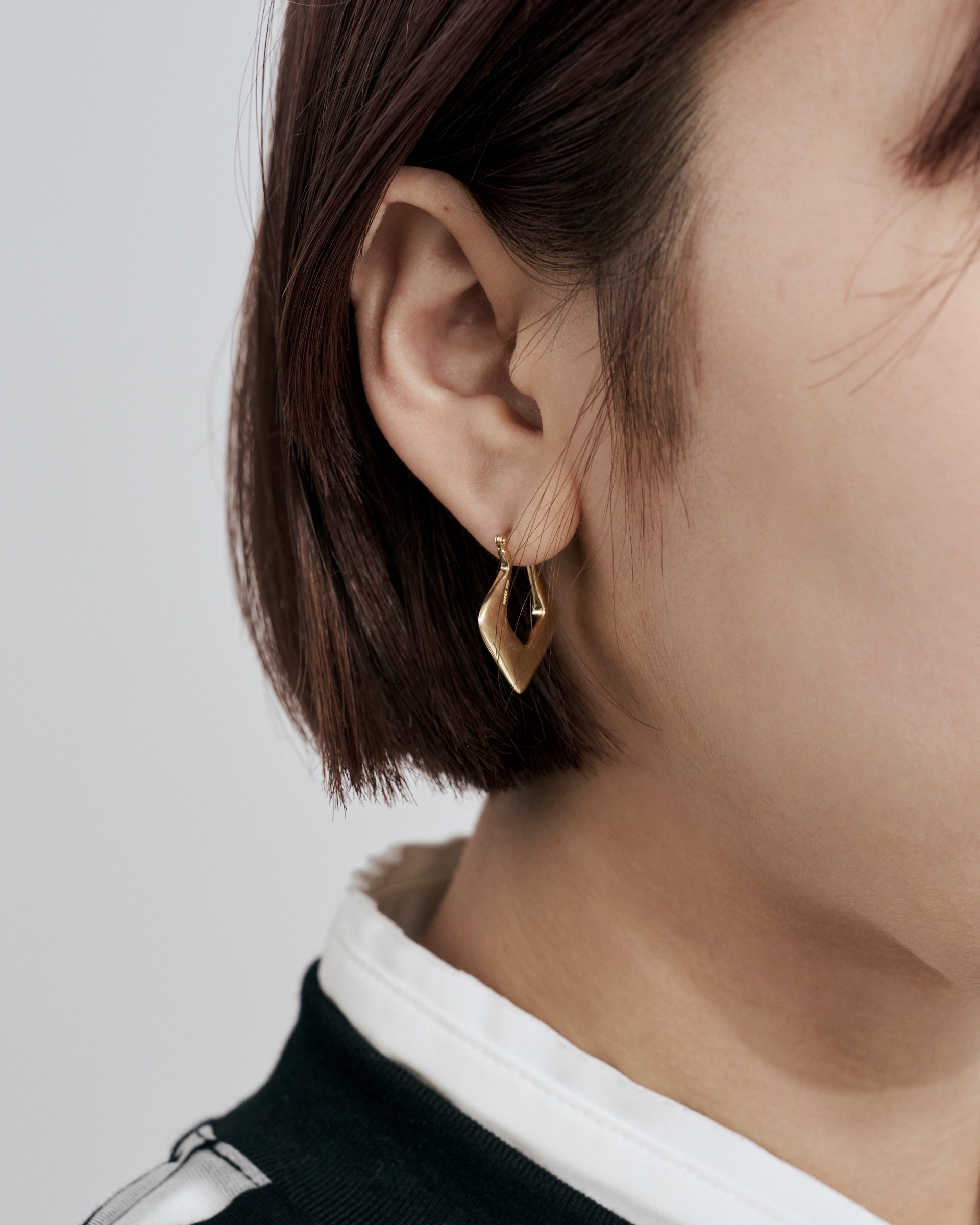 PREEK】YU-KIN ダイヤシェイプピアス – ファッションスナップストア