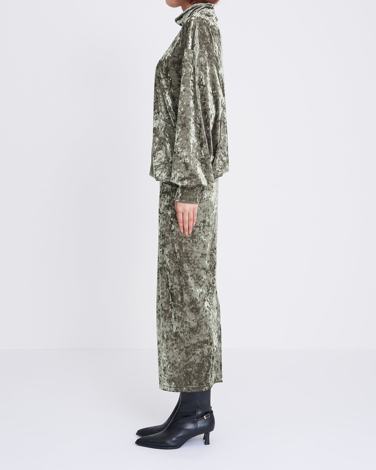 【25AW】ルナベロアトップ