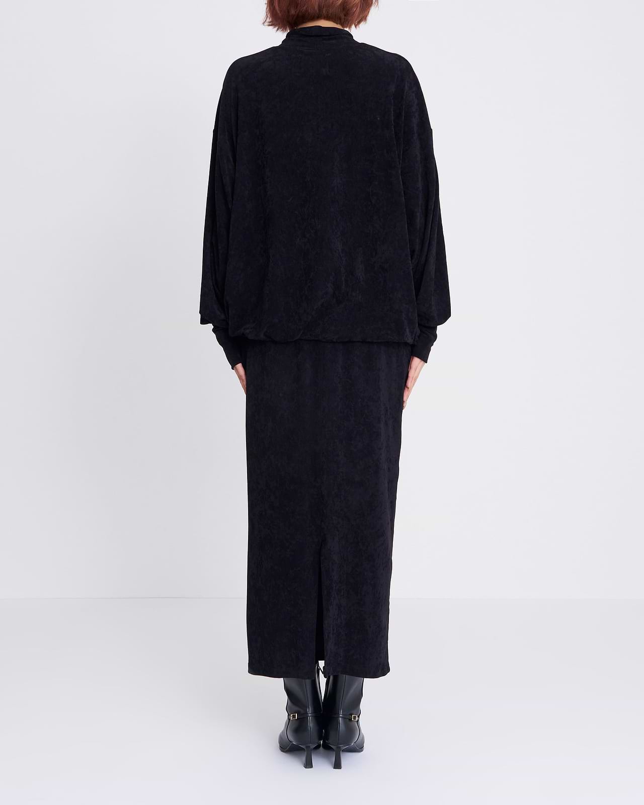 【25AW】ルナベロアトップ