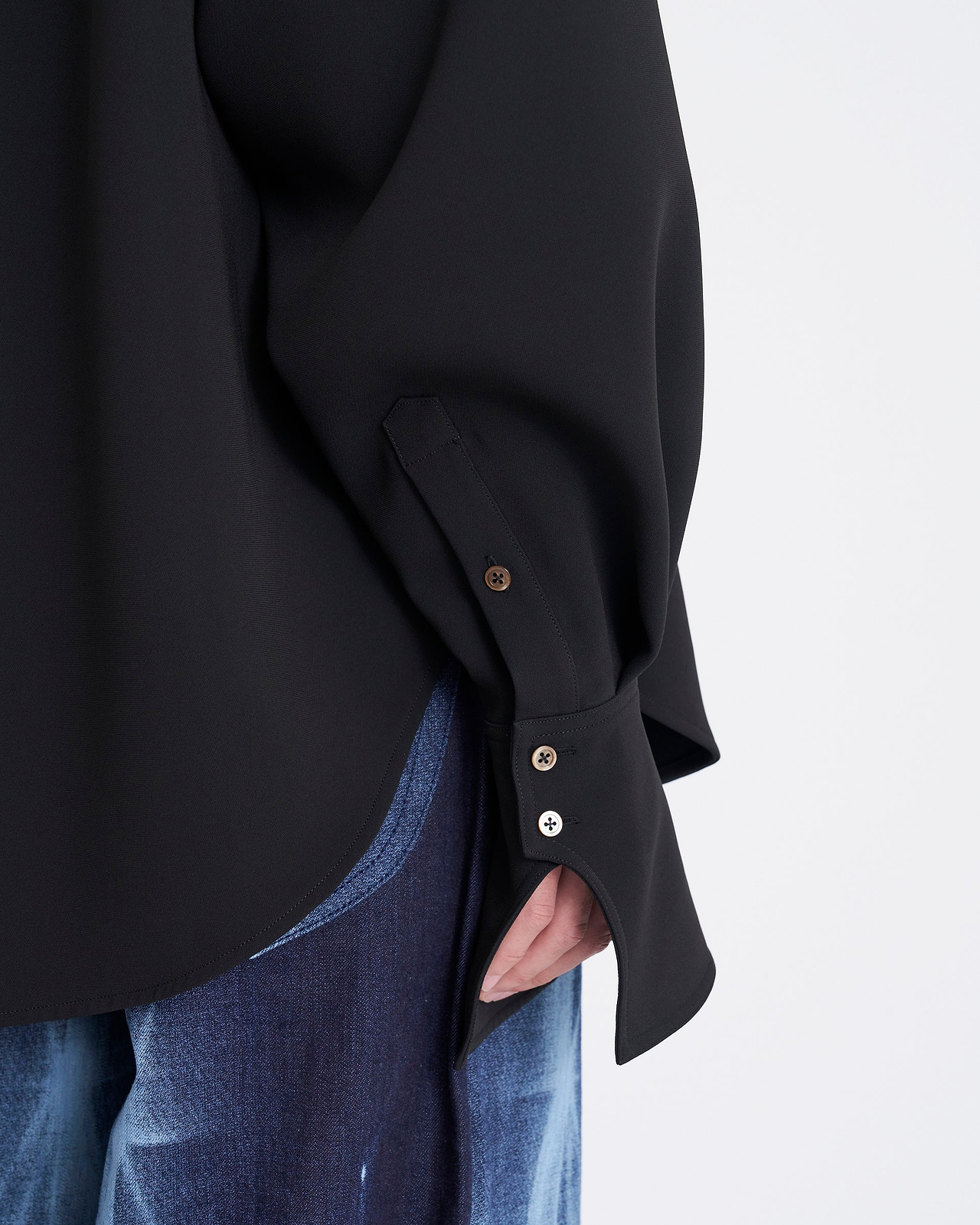 【25AW】Oブラウス