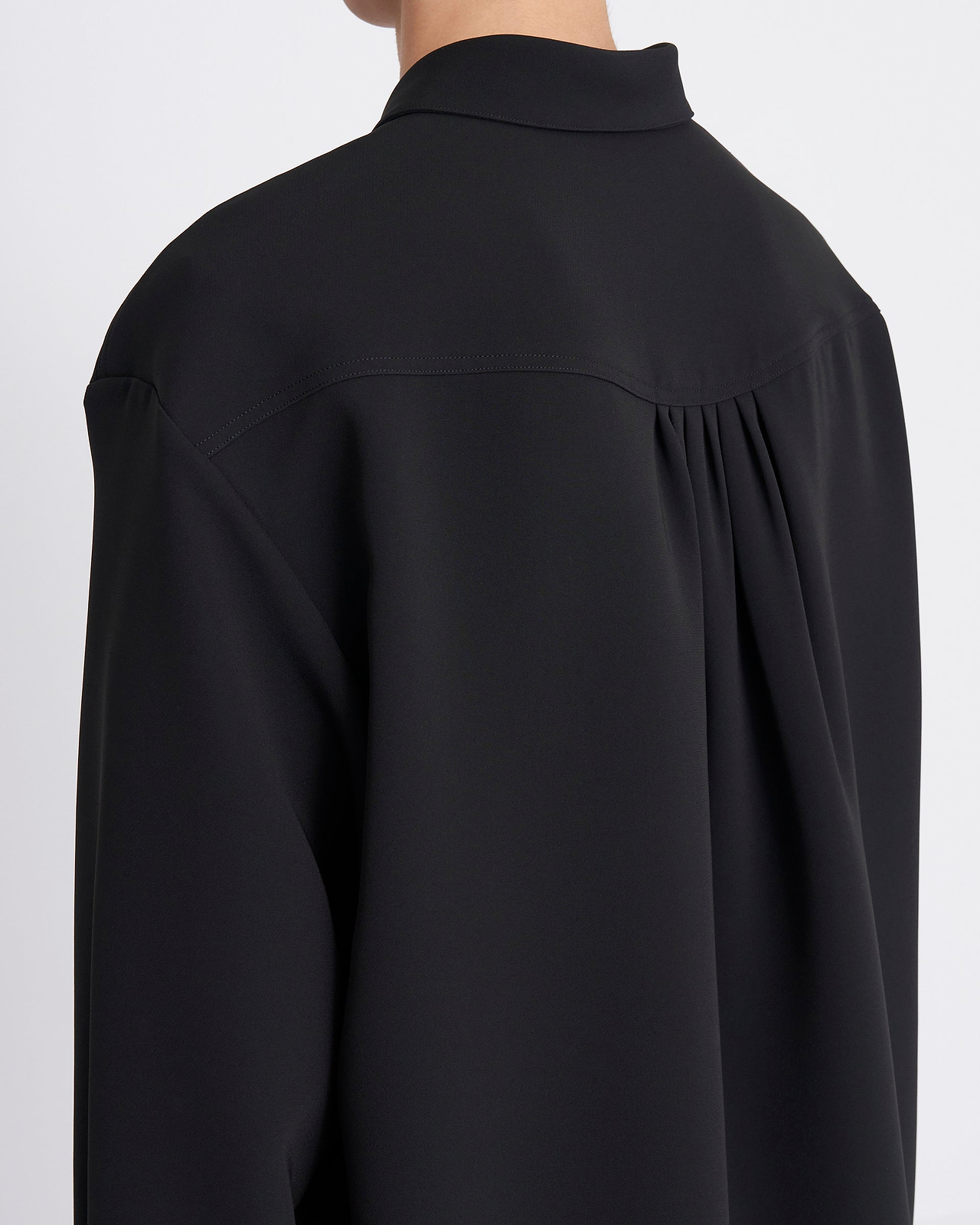 【25AW】Oブラウス