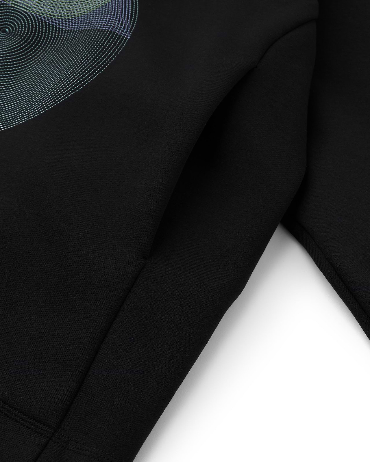 【25AW】エコーエンブロイダリーフーディー