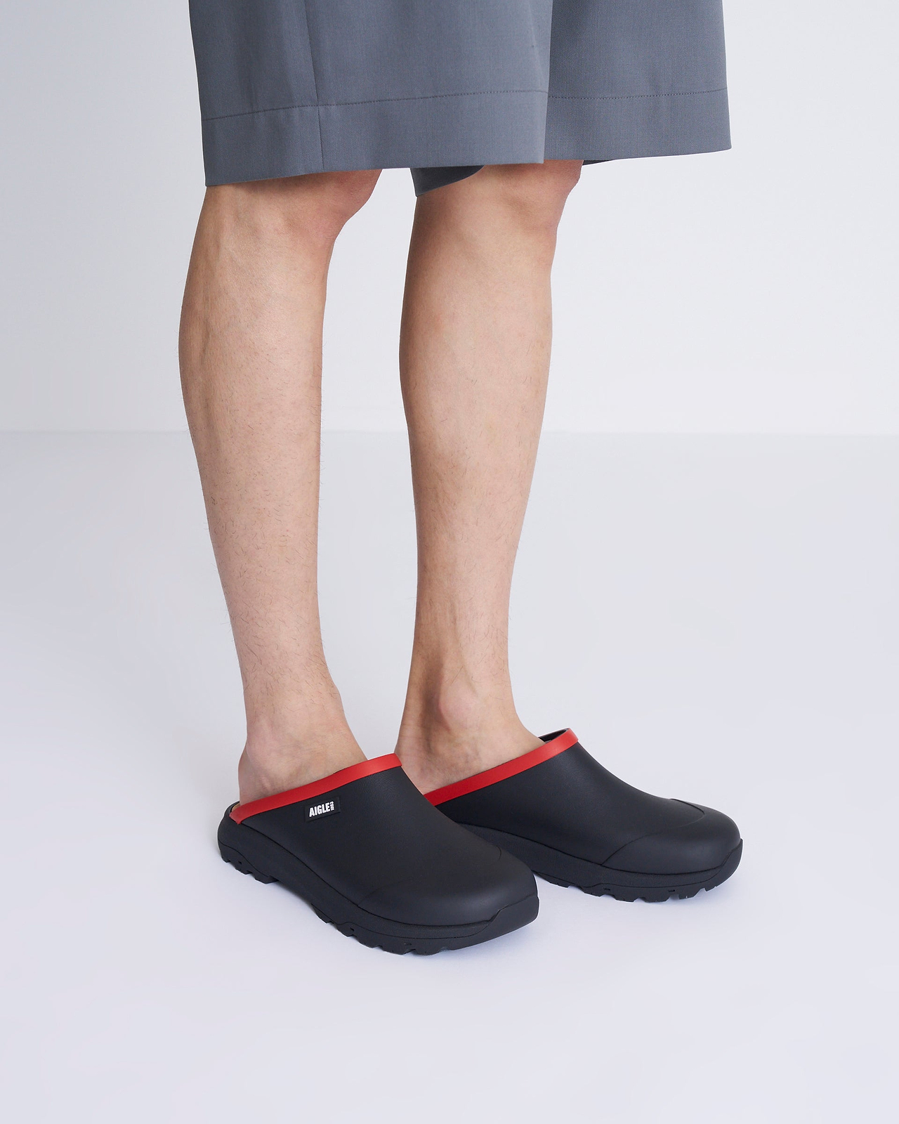 着用サイズ42／身長175cm