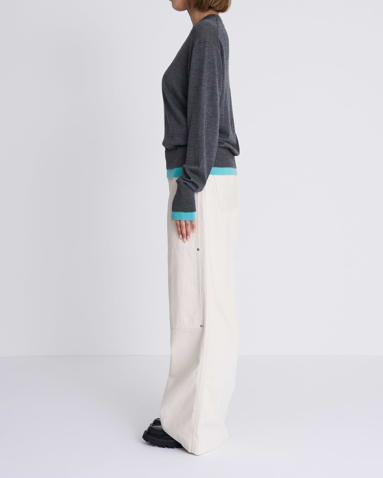 【25AW】バイカラートリムニット