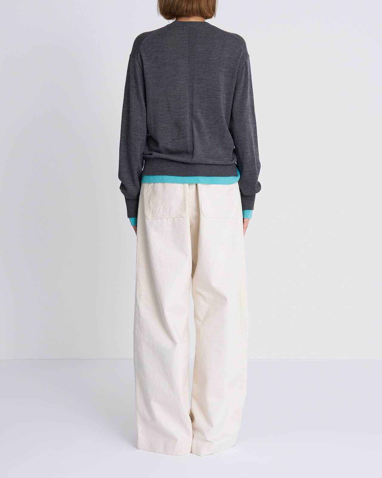 【25AW】バイカラートリムニット