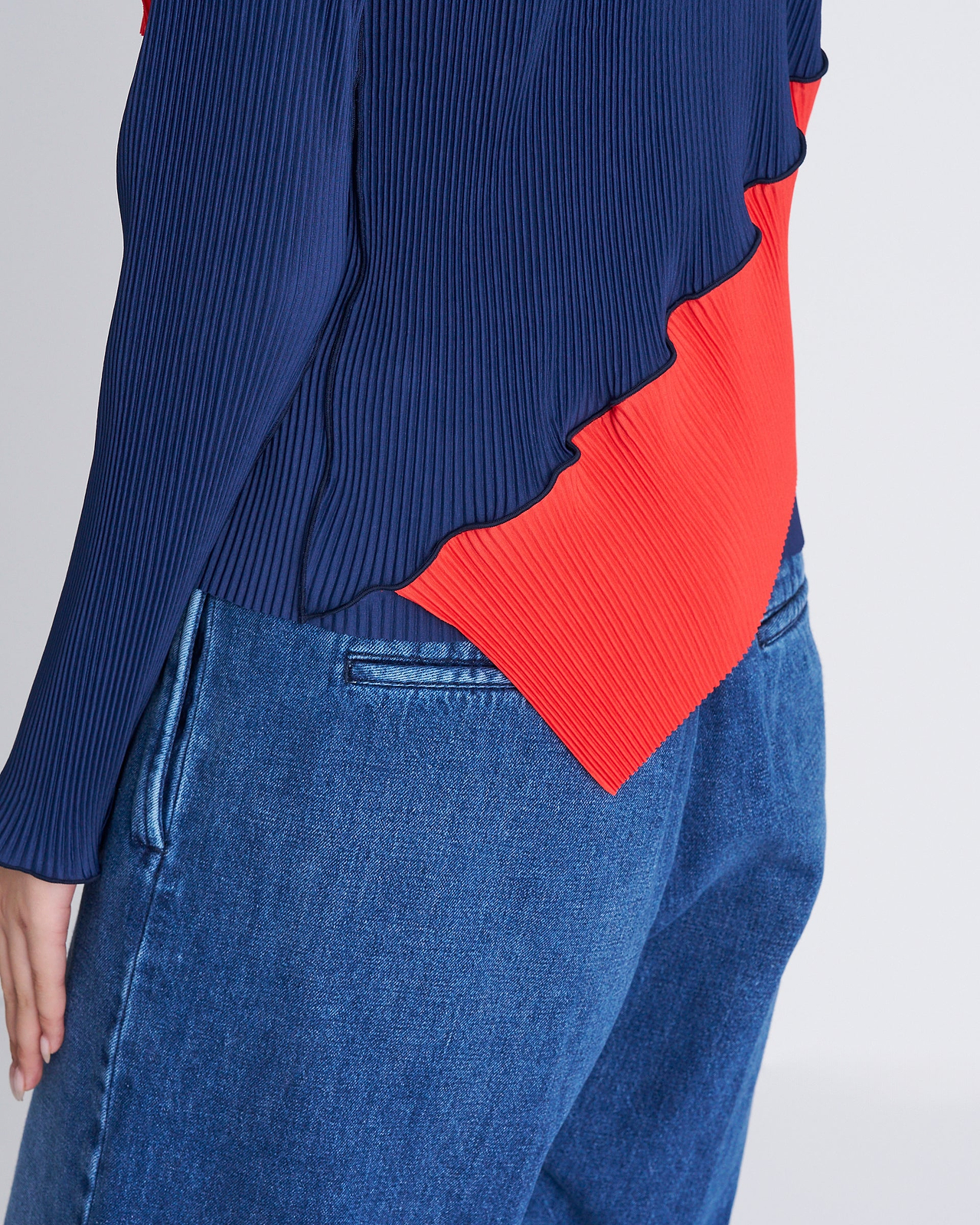 【25AW】スパイラルウェーブロングスリーブトップス（ハイネックタイプ）