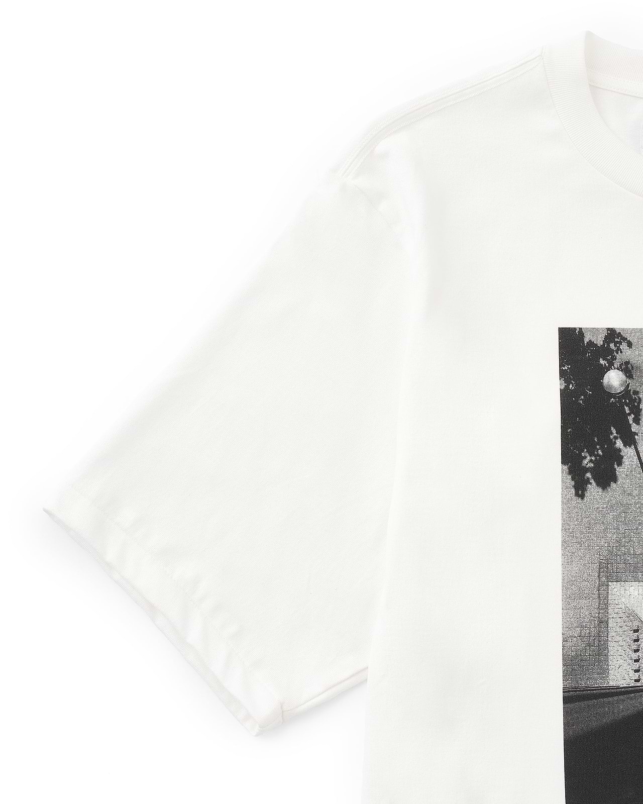【25AW】ジャイ・タンジュ "FRENCH MAN AT THE BRICK" S/S Tシャツ