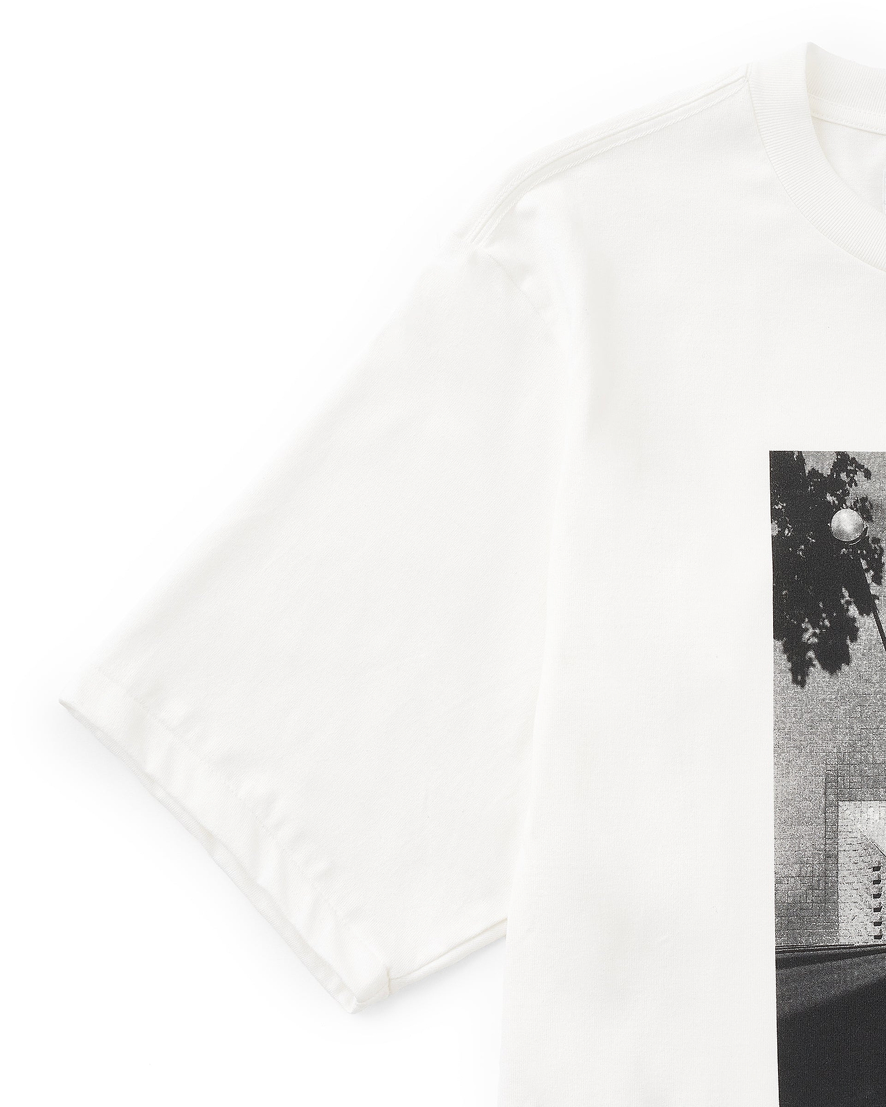 【25AW】ジャイ・タンジュ "FRENCH MAN AT THE BRICK" S/S Tシャツ