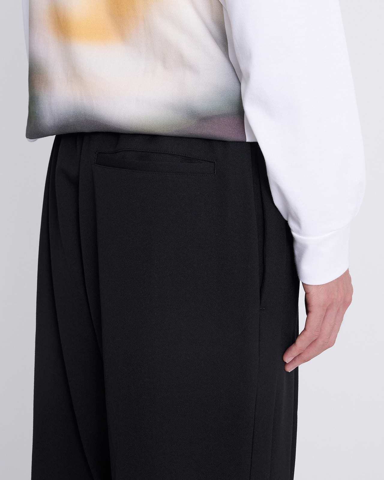 【25AW】ボタンスリットPNT